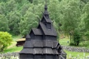 Borgund. Świątynia z 1180 r. należąca do najwspanialszych kościołów w stylu stat w Norwegii. 