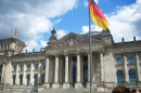 Gmach Reichstagu – zaprojektowany przez Paula Wallota i wybudowany w 1894 r